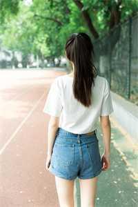 重生后,大佬在校园成国民女神全集阅读