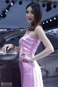 文章全文系统:别人拼命,我拼爹