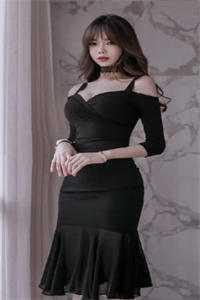 畅读精品反派:夫人今宵愿与我同席共枕否